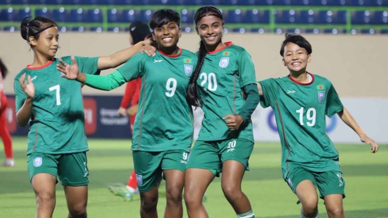 ছবির ক্যাপশন: 