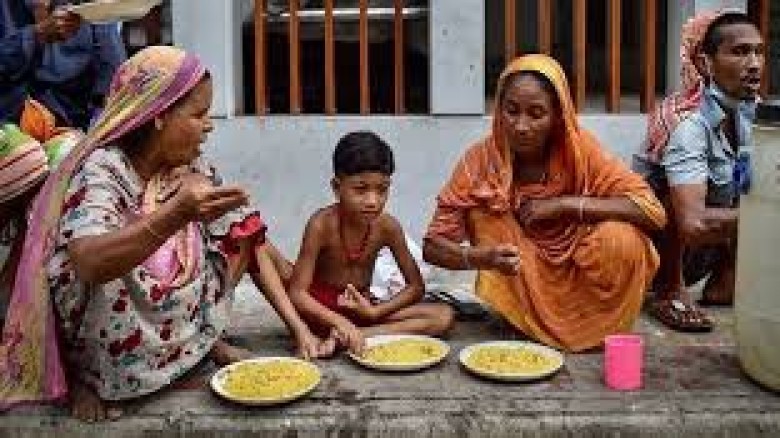 স্বাস্থ্যকর খাবারের সামর্থ্য নেই দেশের ৭৩ শতাংশ মানুষের